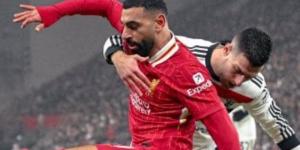 حصار محمد صلاح فى شوط أول سلبى بين ليفربول ضد مان يونايتد.. فيديو