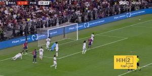 فيديو.. رافينيا يهدر هدف محقق أمام مرمى ريال مدريد