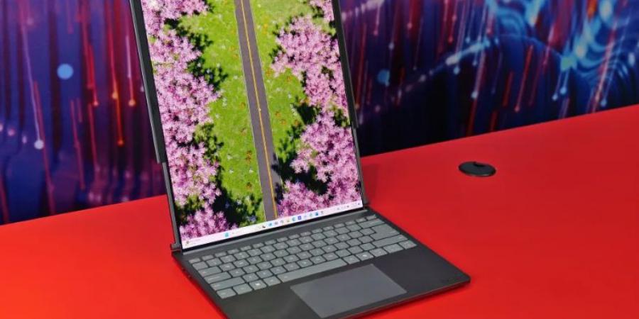 Lenovo تكشف عن جهاز ThinkBook Plus Gen 6 Rollableبشاشة مرنة قابلة للتمدد#CES2025