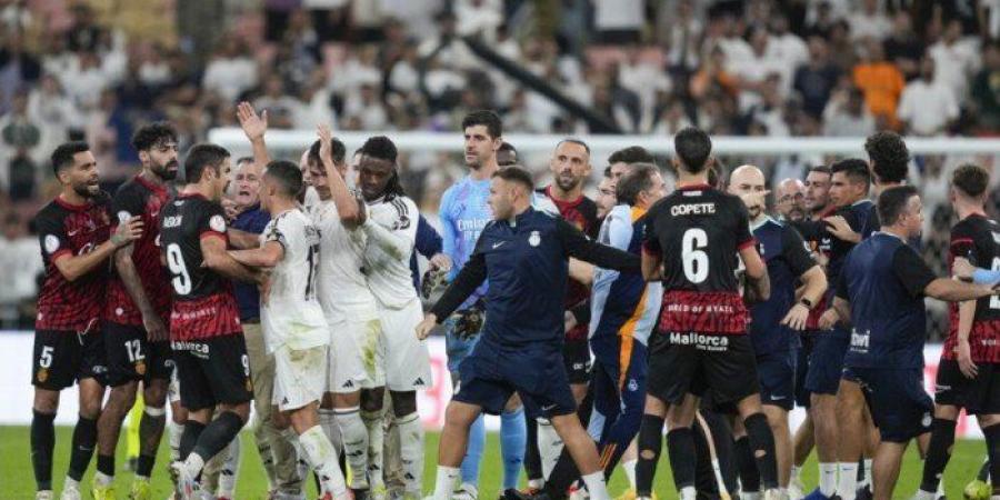 مفاجأة بتقرير حكم مباراة ريال مدريد وريال مايوركا بكأس السوبر الإسباني