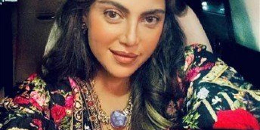 شاهد بالصور.. إطلالة مثيرة وجديدة للفنانة المصرية ريهام حجاج