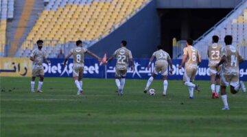 فيديو | الأهلي يتعادل مع فاركو ويمنح الزمالك وبيراميدز هدية في الدوري المصري