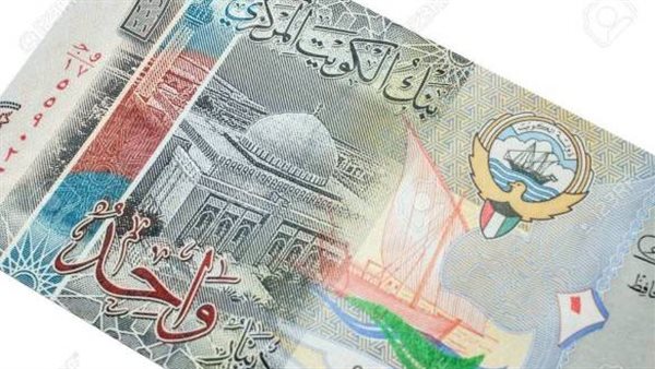 سعر الدينار الكويتي أمام الجنيه المصري في تعاملات اليوم الجمعة 24-1-2025